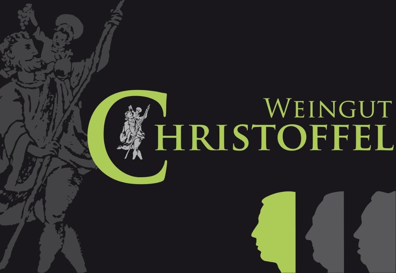 Апартаменты Weingut Christoffel Kovenig Экстерьер фото